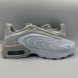 Nike Air Max Fire Little Grey White BRAND NEW Size 10 Women